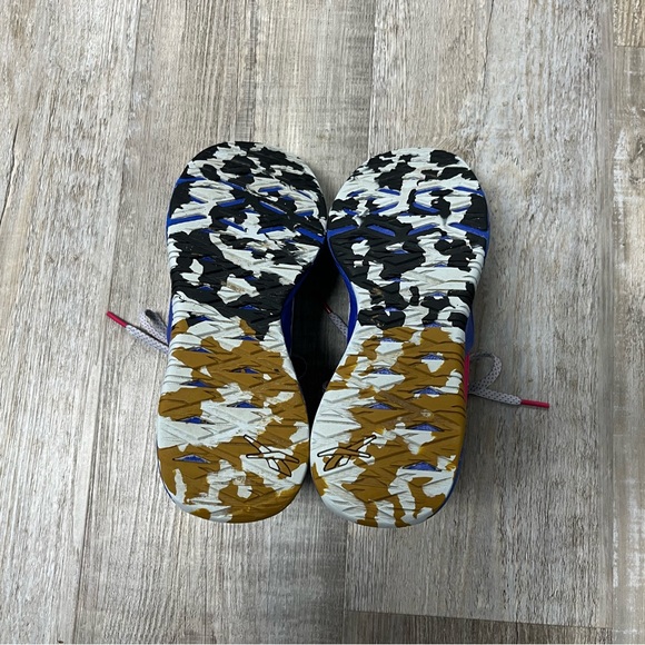 Reebok Women's Nanoflex Cross Trainer - Picture 7 of 9